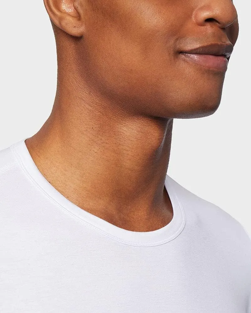 32 Degrees Men's Lightweight Baselayer Crew Top | Long Sleeve | Form Fitting | 4-Way Stretch | Thermal